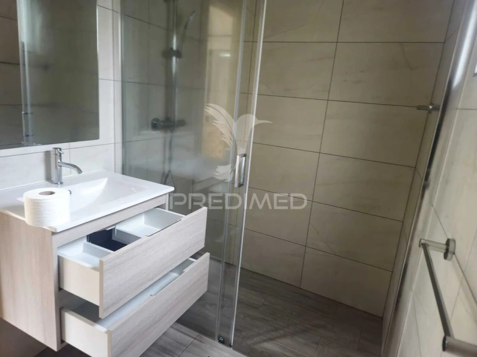 Moradia T3 para Venda em Beco Foto 14