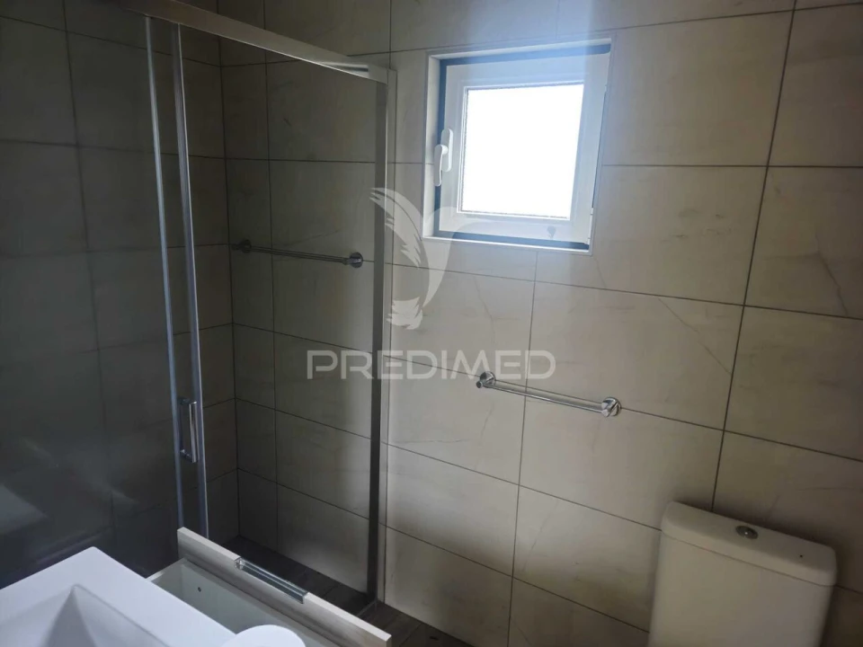 Moradia T3 para Venda em Beco Foto 16