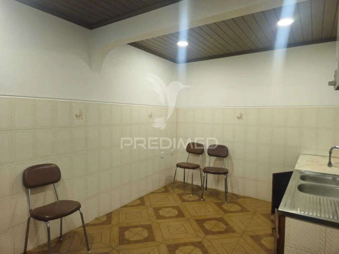 Moradia T3 para Venda em Beco Foto 3