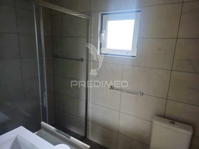 Moradia T3 para Venda em Beco Foto 16