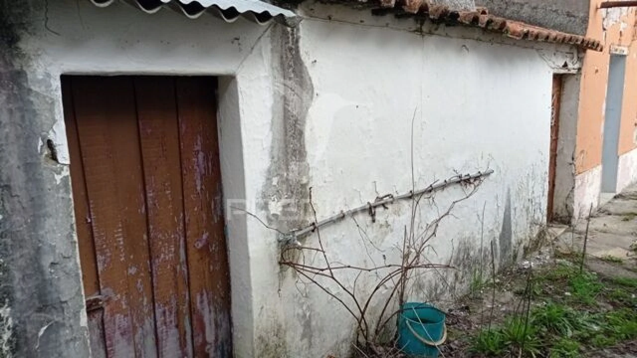 Moradia T5 para Venda em Longomel Foto 32