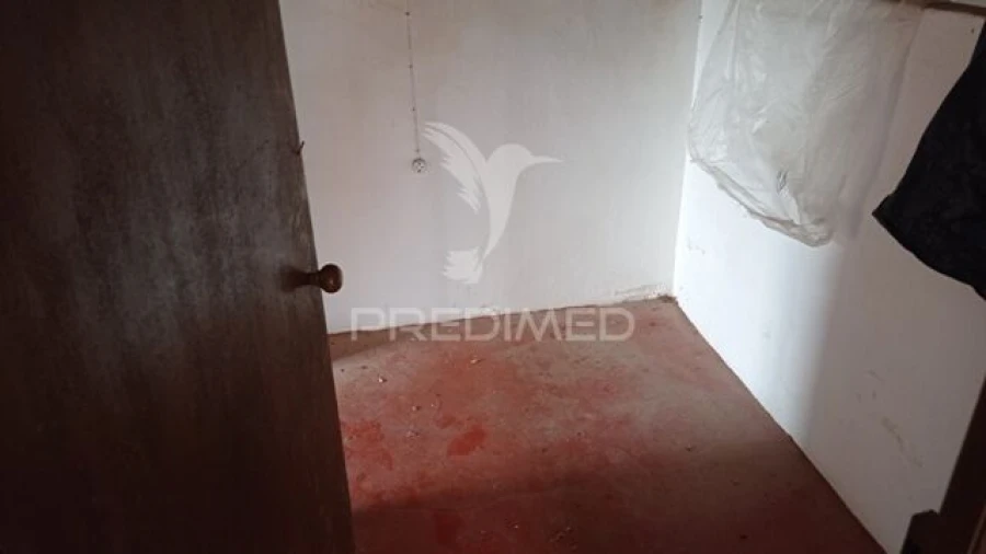 Moradia T5 para Venda em Longomel Foto 19