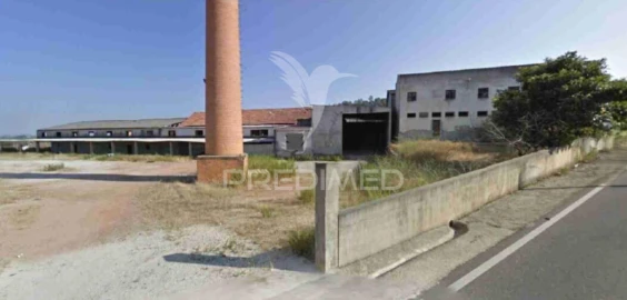 Prédio para Venda em Povoa da Isenta