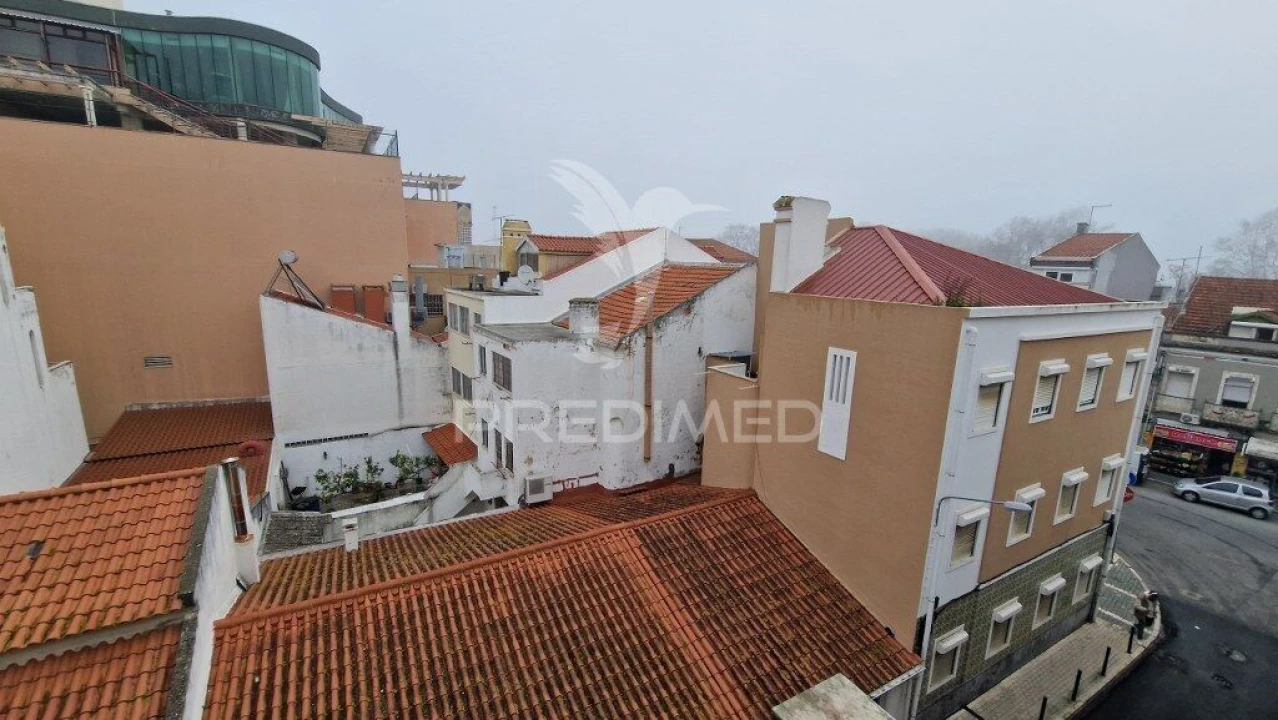 Apartamento T2 para Venda em Vila Franca de Xira Foto 27