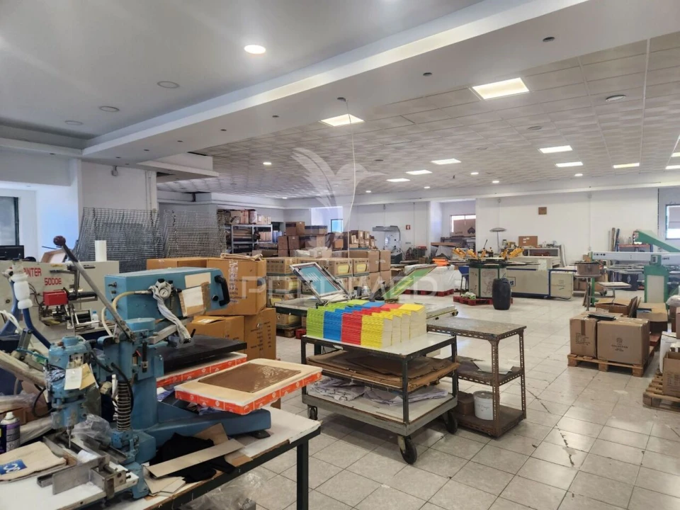 Armazém para Venda em Mina de Água Foto 8