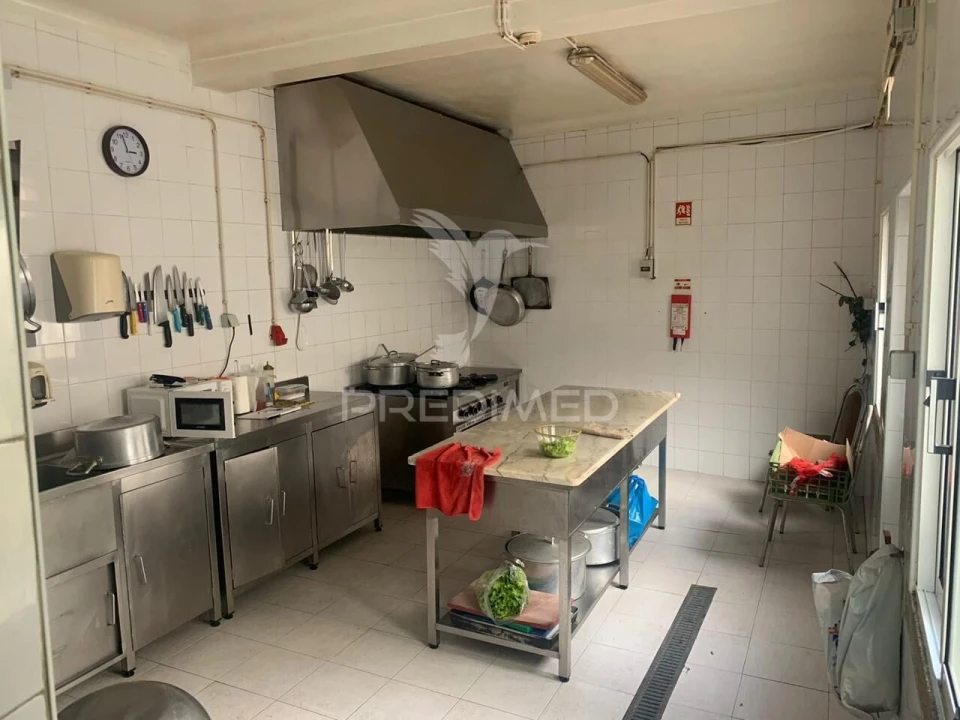 Negócio para Venda em Castelo Branco Foto 8