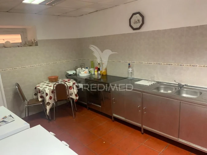 Negócio para Venda em Castelo Branco Foto 7