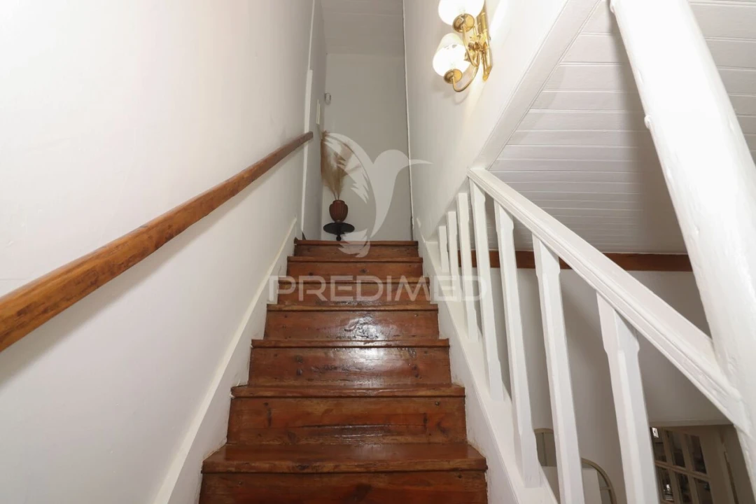 Moradia T5 para Venda em Ventosa Foto 23