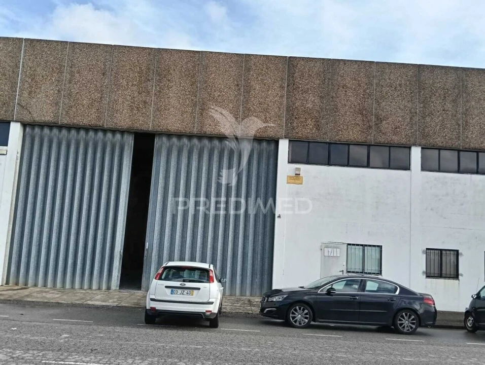 Armazém para Venda em Moreira Foto 4