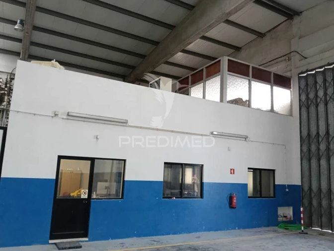 Armazém para Venda em Moreira Foto 15