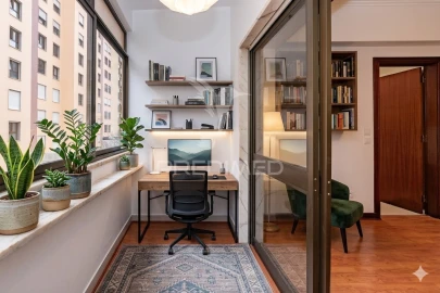 Apartamento T4 para Venda em Alfragide