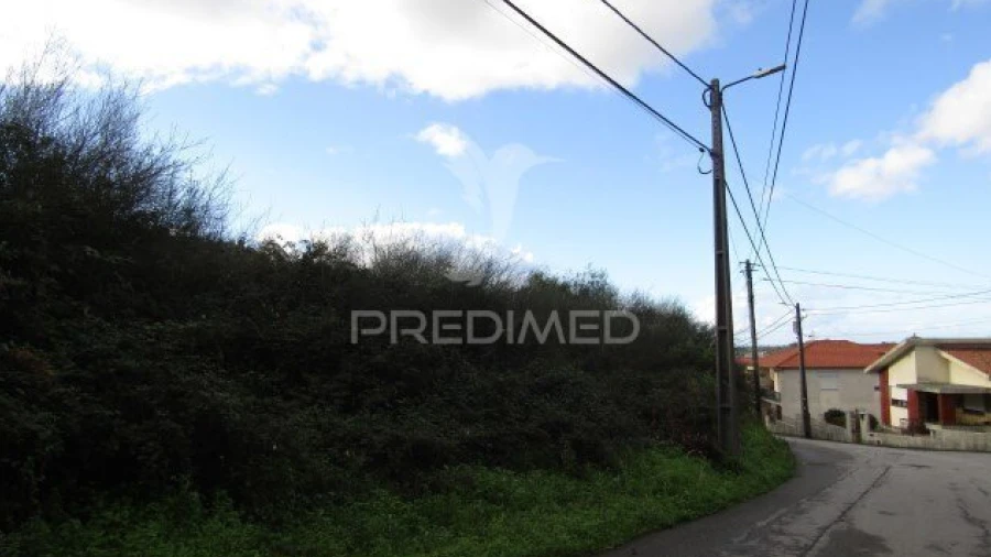 Terreno para Venda em Nogueira da Regedoura