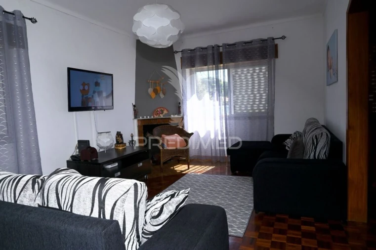 Moradia T4 para Venda em Samora Correia Foto 8