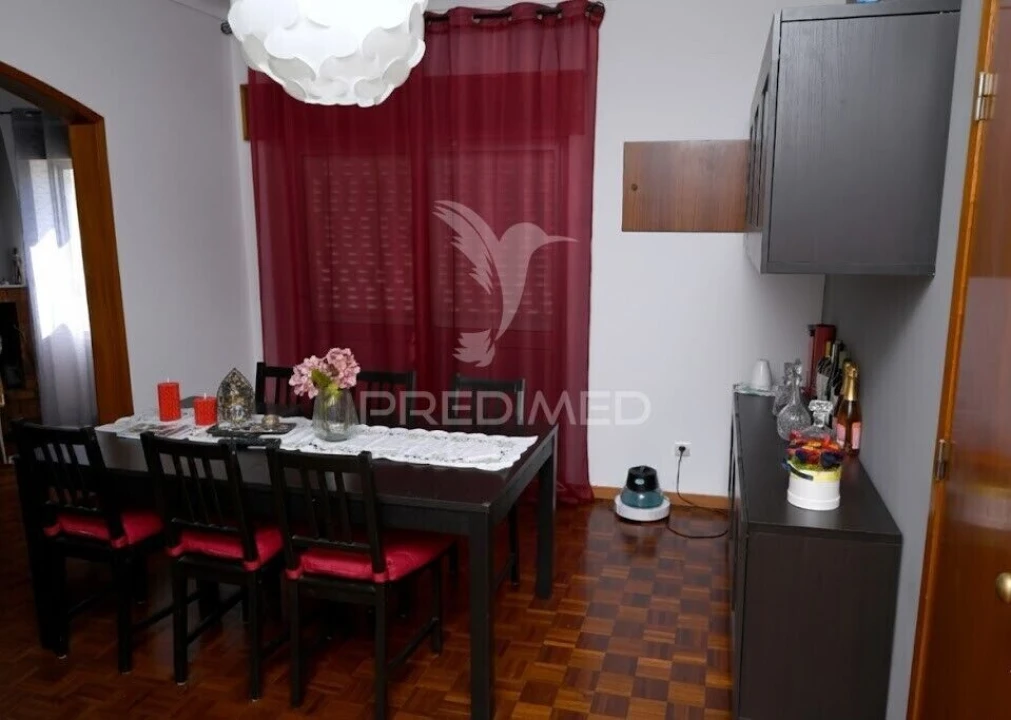 Moradia T4 para Venda em Samora Correia Foto 6