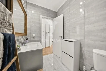 Apartamento T2 para Venda em Marvila