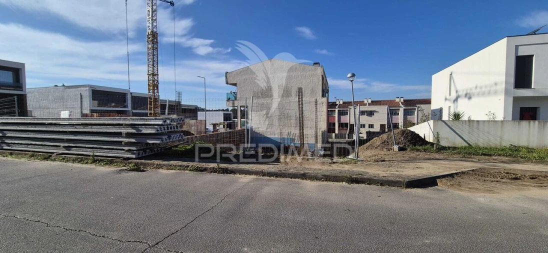 Apartamento T2 para Venda em Soutelo Foto 17