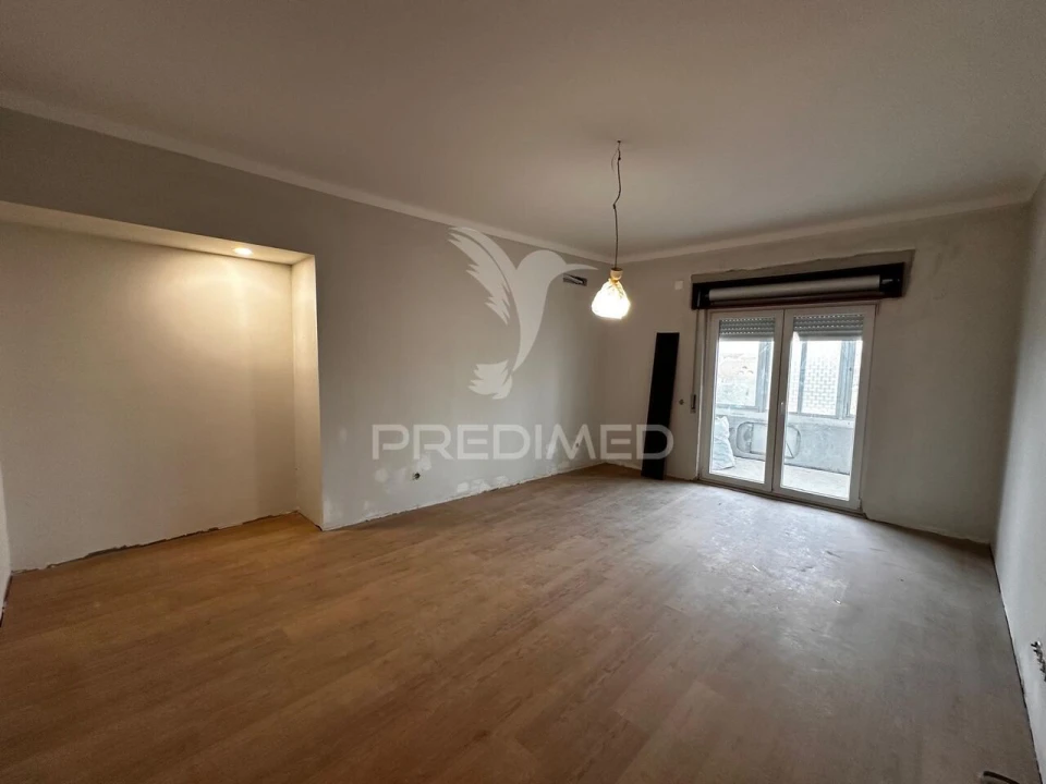 Apartamento T2 para Venda em Samora Correia Foto 8