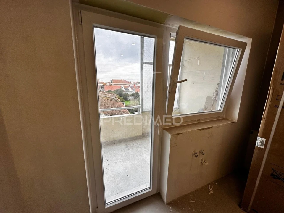 Apartamento T2 para Venda em Samora Correia Foto 7