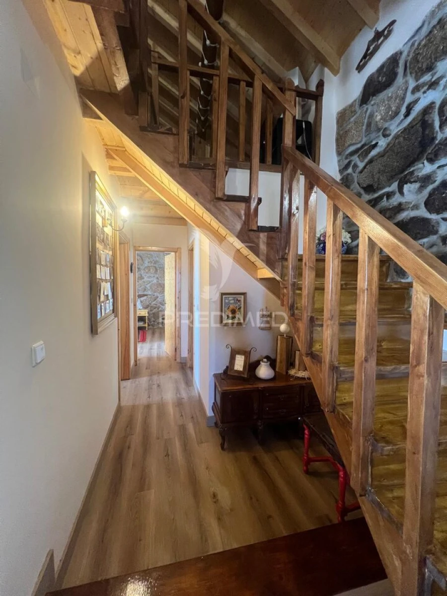 Moradia T2 para Venda em Gralhas Foto 13