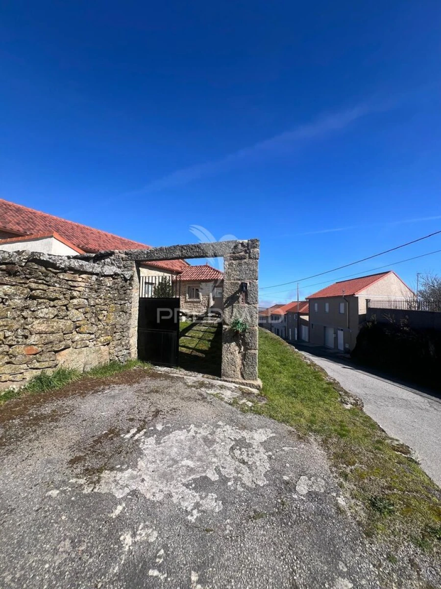 Moradia T2 para Venda em Gralhas Foto 16