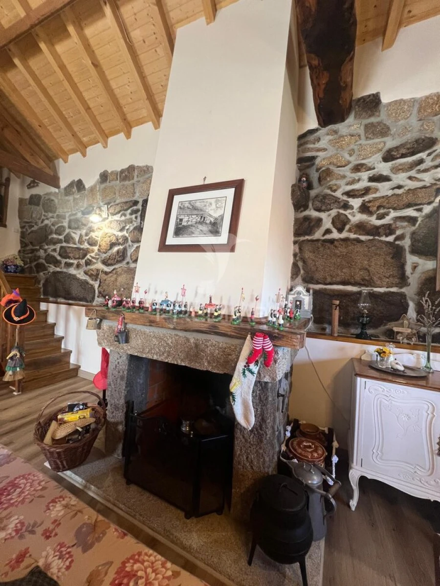 Moradia T2 para Venda em Gralhas Foto 7