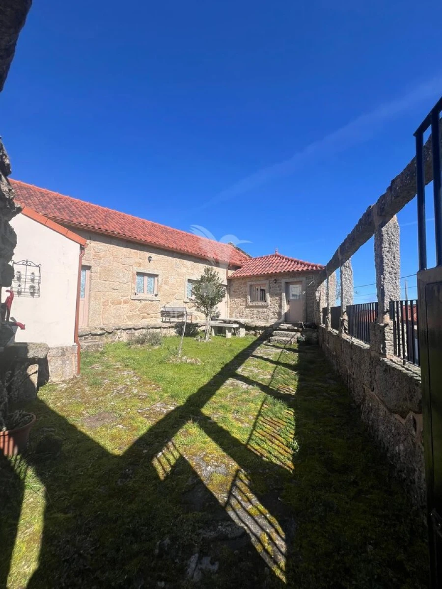 Moradia T2 para Venda em Gralhas Foto 17