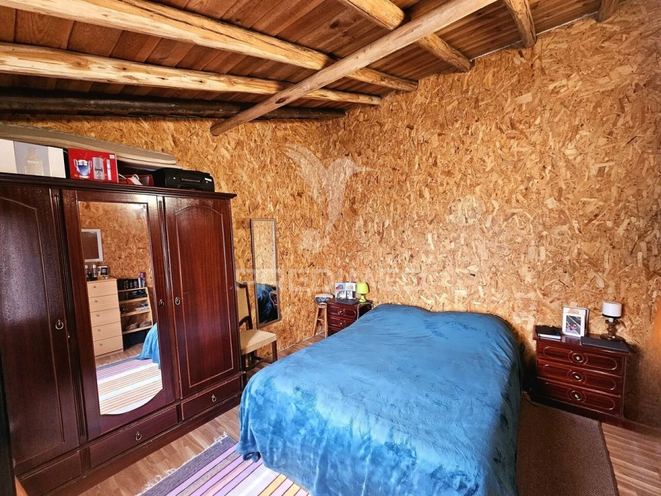 Moradia T2 para Venda em Santa Barbara de Padrões Foto 9