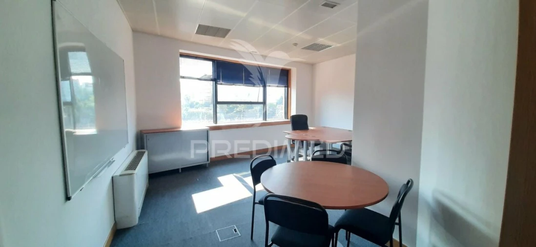 Escritório para Venda em Parque das Nações Foto 3