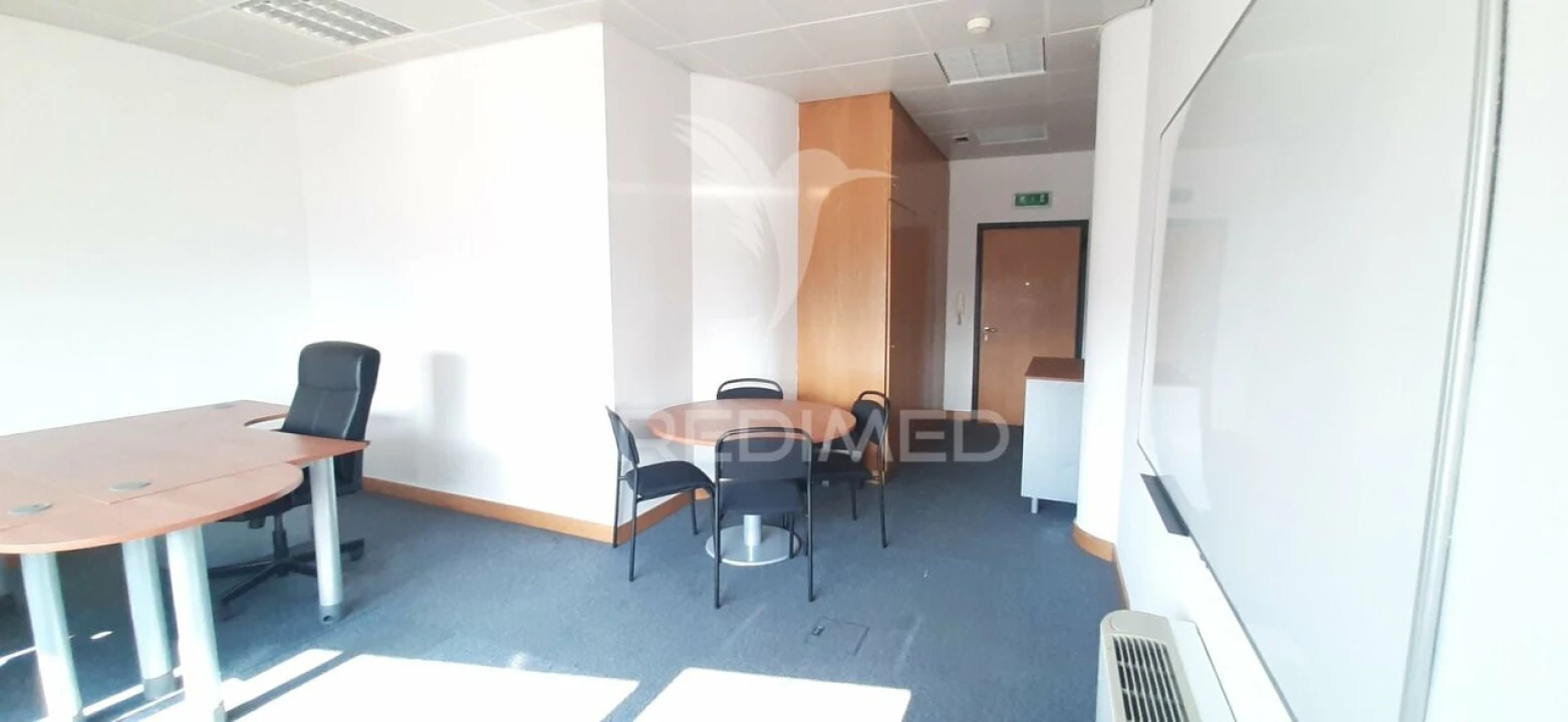 Escritório para Venda em Parque das Nações Foto 10