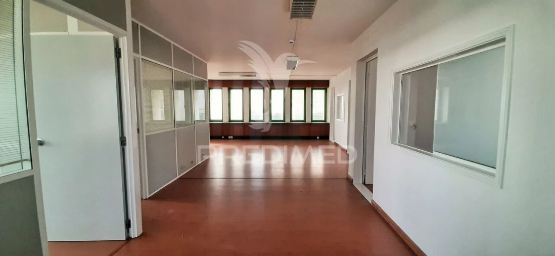 Escritório para Arrendamento em Vila Franca de Xira Foto 6