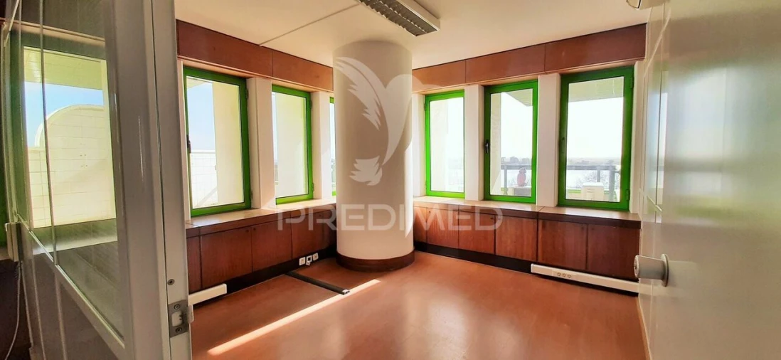 Escritório para Venda em Vila Franca de Xira Foto 9