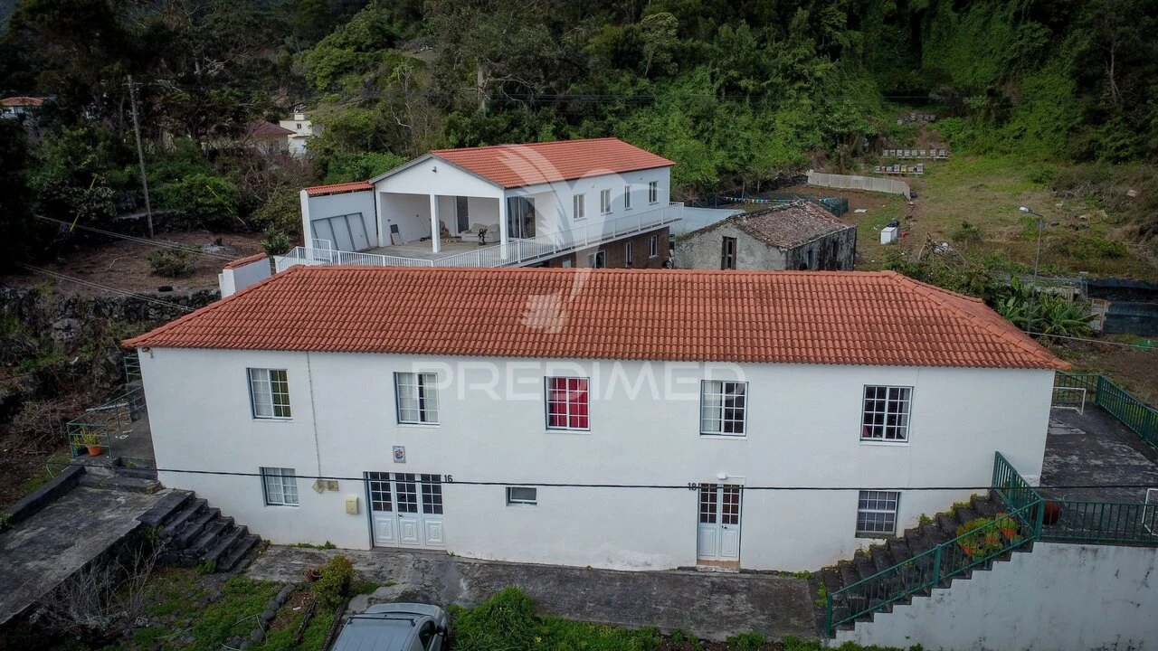 Prédio para Venda em Urzelina (São Mateus) Foto 1