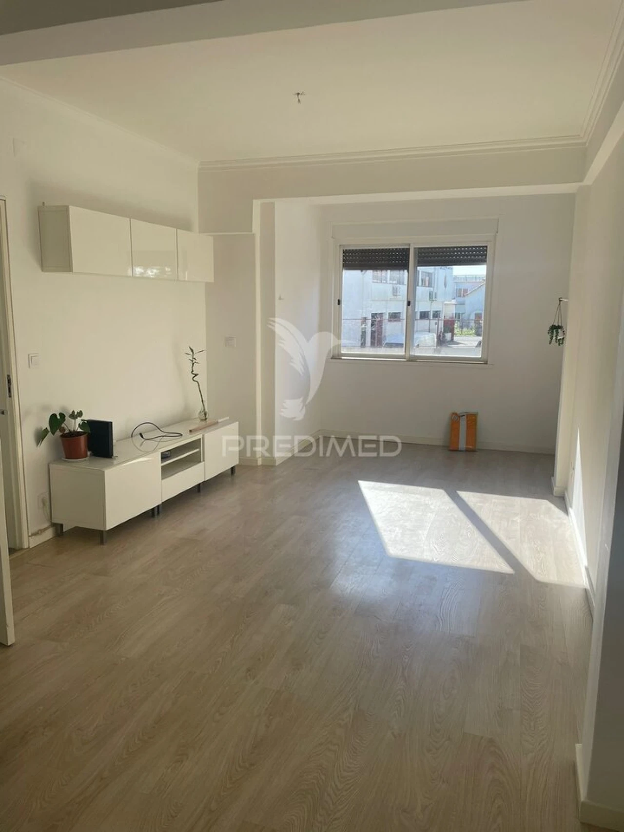 Apartamento T2 para Venda em Alfragide Foto 1