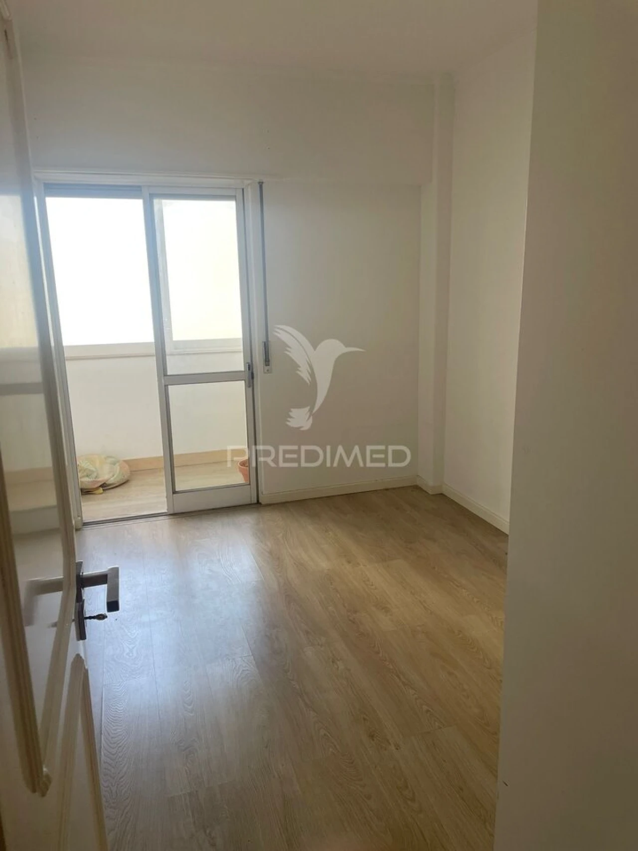 Apartamento T2 para Venda em Alfragide Foto 4