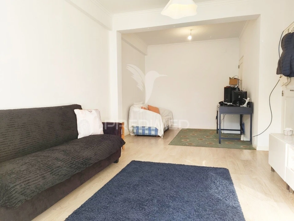 Apartamento T2 para Venda em Alfragide Foto 9