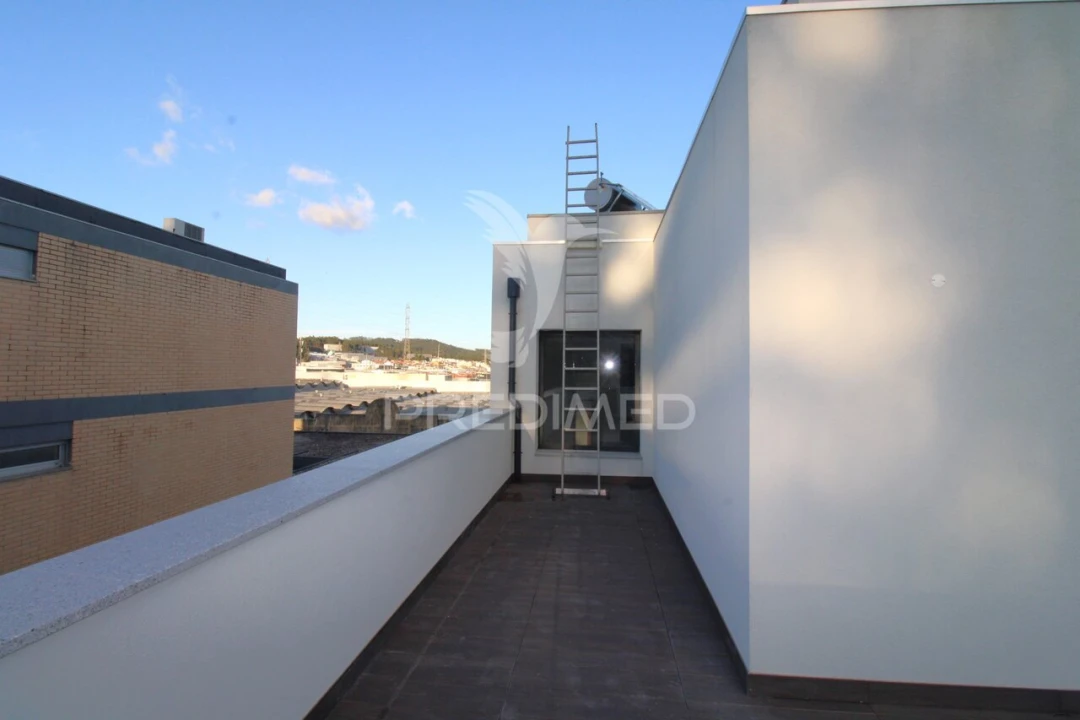 Moradia T3 para Venda em Alfena Foto 6