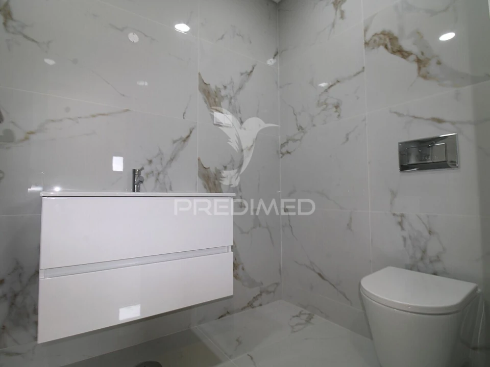 Moradia T3 para Venda em Alfena Foto 27