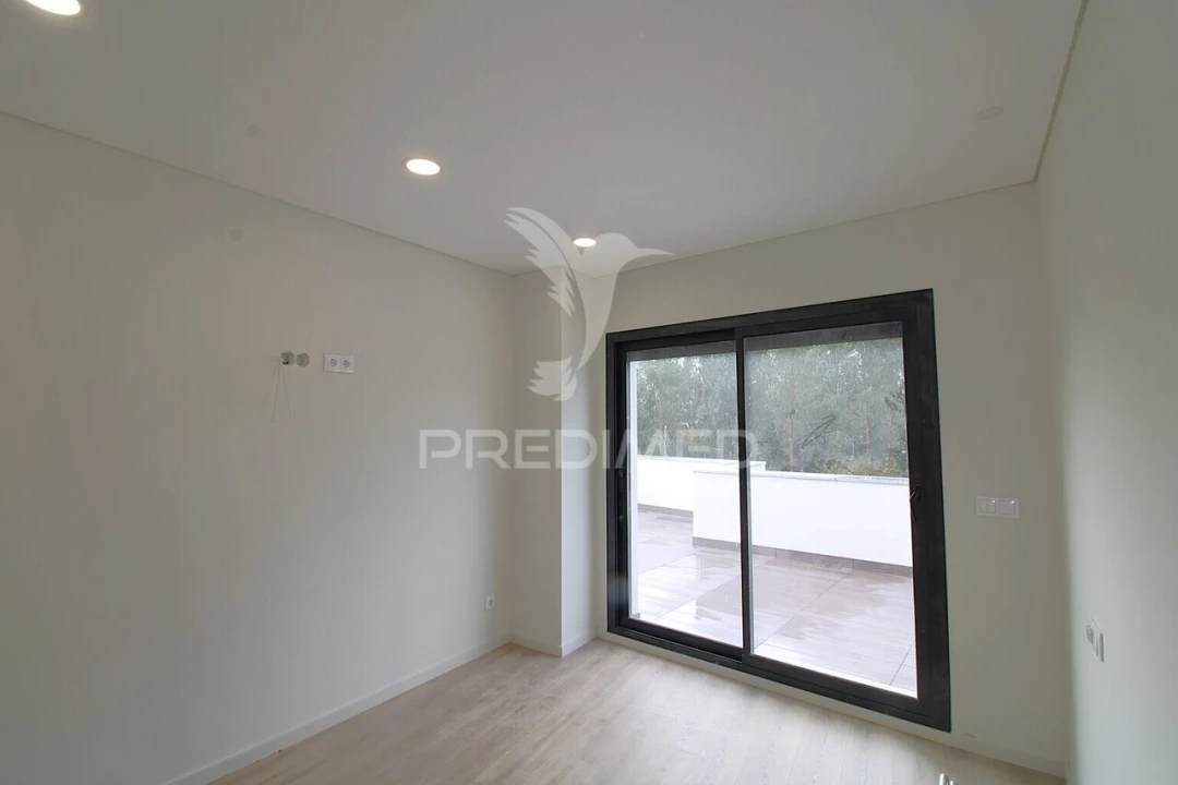 Moradia T3 para Venda em Alfena Foto 23