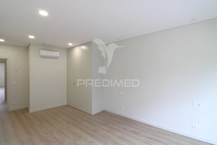 Moradia T3 para Venda em Alfena Foto 20