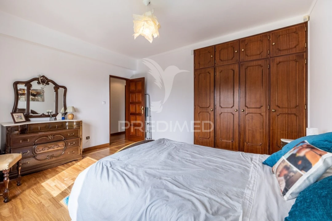 Moradia T3 para Venda em Cela Foto 19