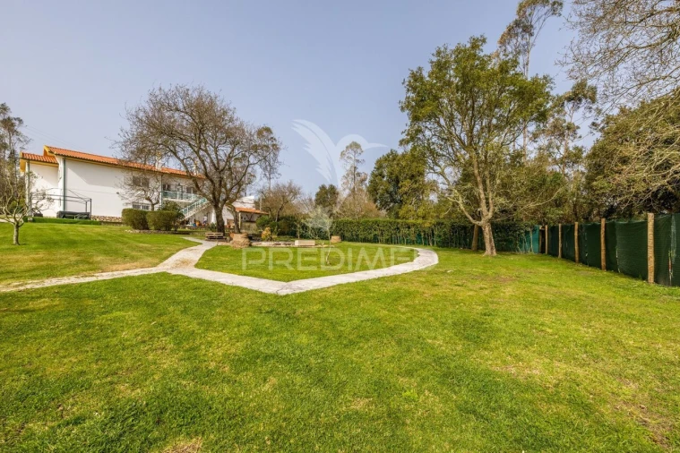 Moradia T3 para Venda em Cela Foto 39