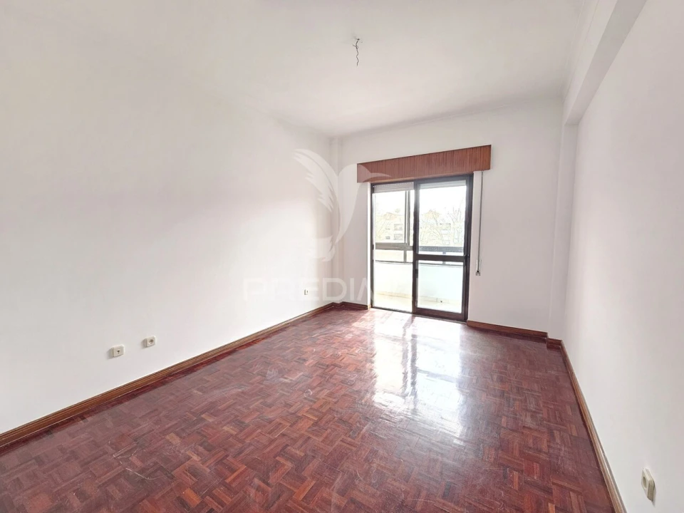 Apartamento T2 para Venda em Pinhal Novo Foto 23