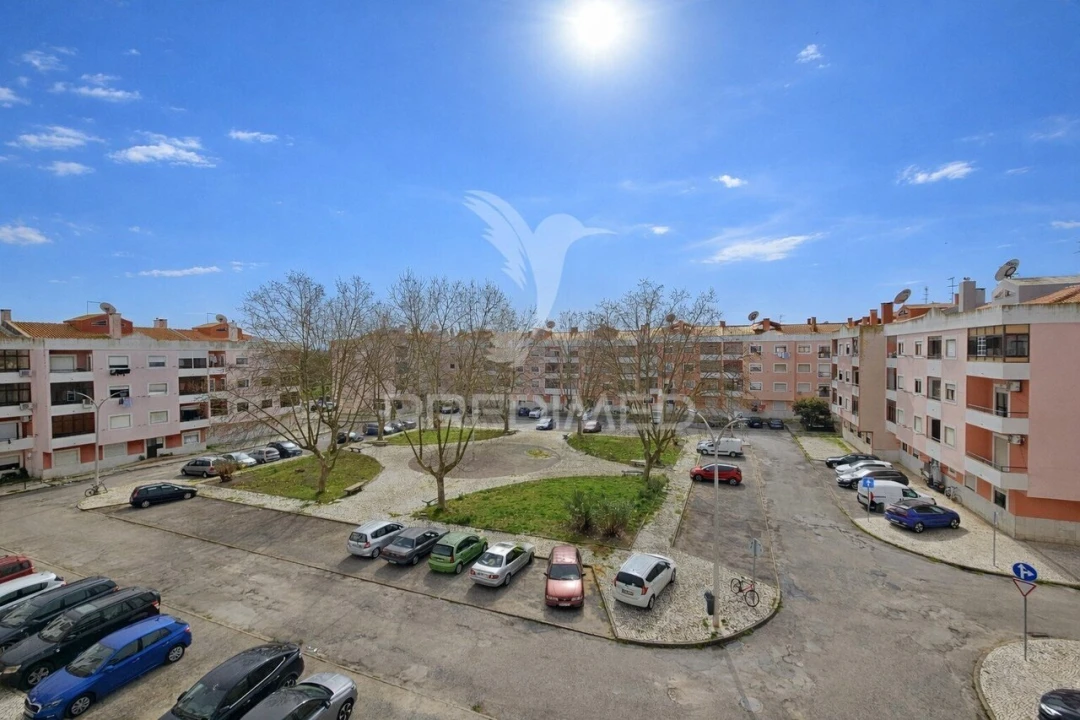 Apartamento T2 para Venda em Pinhal Novo Foto 8