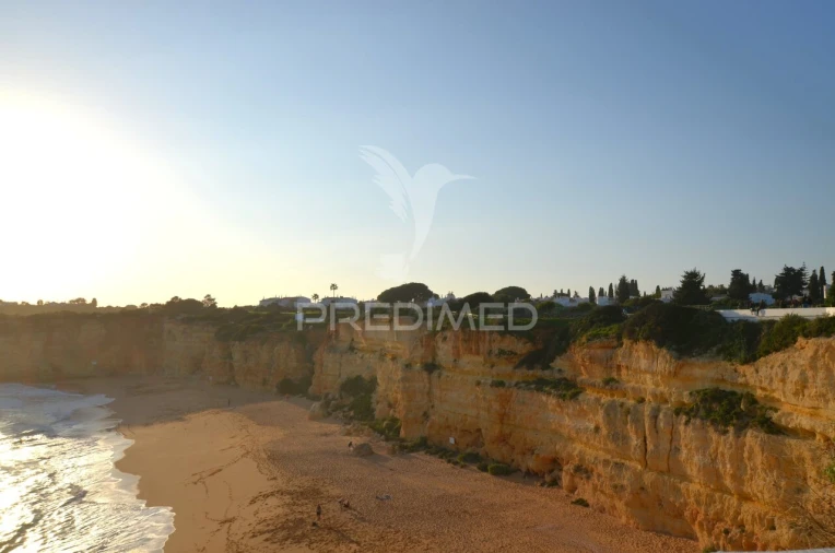 Apartamento T3 para Venda em Alcantarilha e Pêra Foto 13