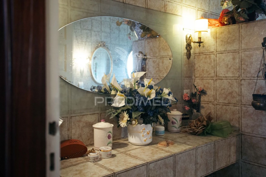 Moradia T5 para Venda em Campanhã Foto 10