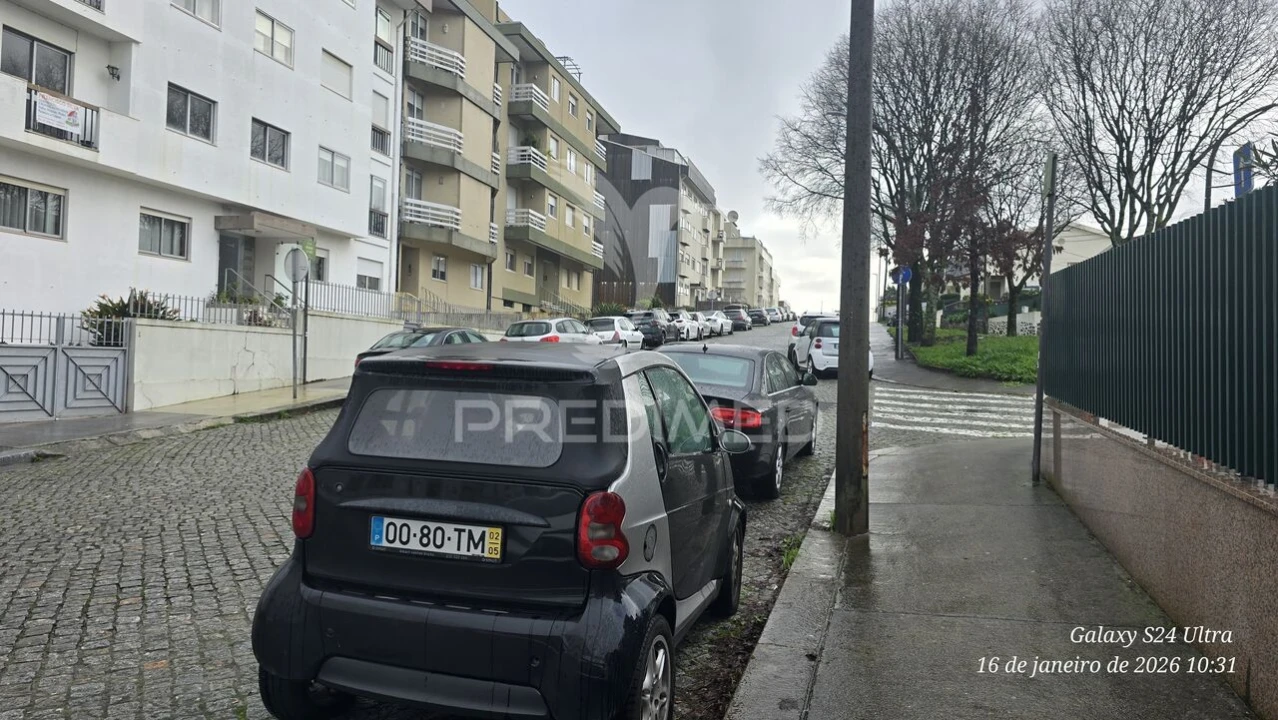 Apartamento T3 para Venda em Campanhã Foto 24