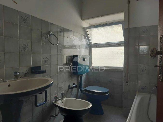 Moradia T2 para Venda em Mesquitela Foto 6