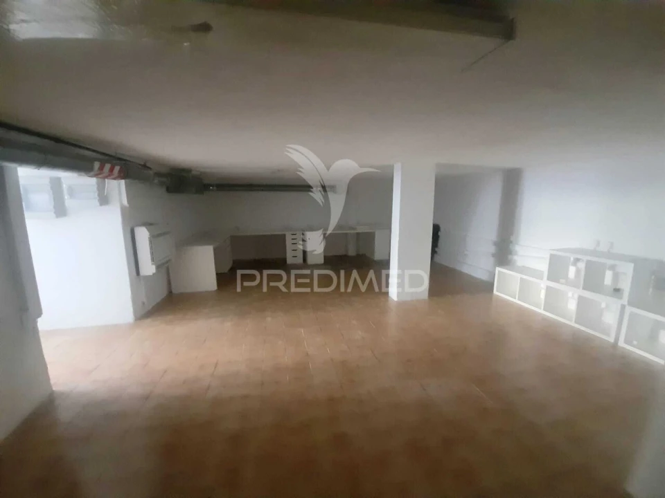 Loja para Venda em Loures Foto 14