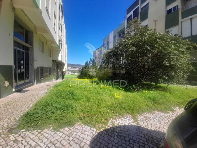 Loja para Venda em Loures Foto 22