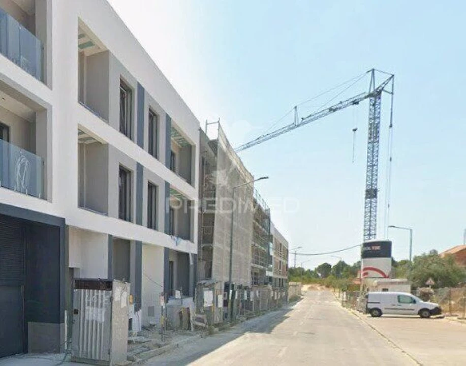 Apartamento T3 para Venda em Corroios Foto 1